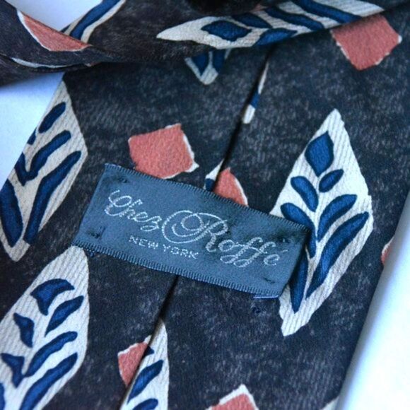 Vintage Men's 100% Silk Vintage Tie - Abstract Motif by Chez Roffe - Picture 11 of 13